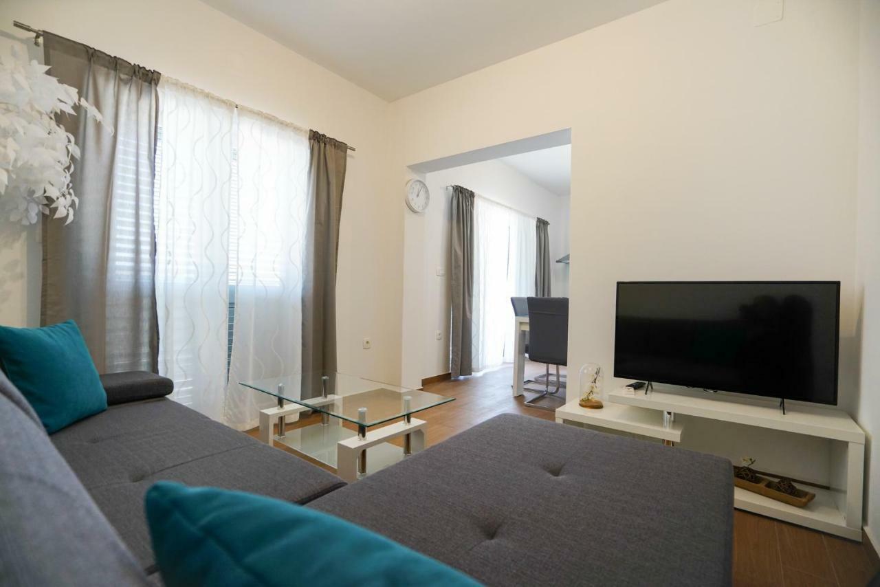 Tj Apartment 1 Zara Esterno foto